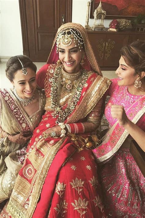This Bollywood Actresss Wedding Outfit Is So Stunning Itll Take Your Breath Away Sonam