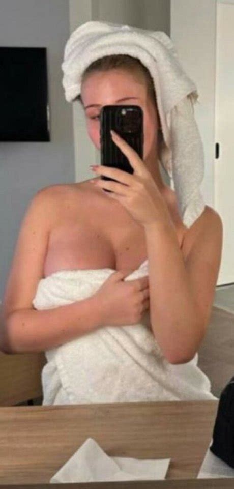 Gina Laitschek Nude OnlyFans Leaks Photos TopFapGirls