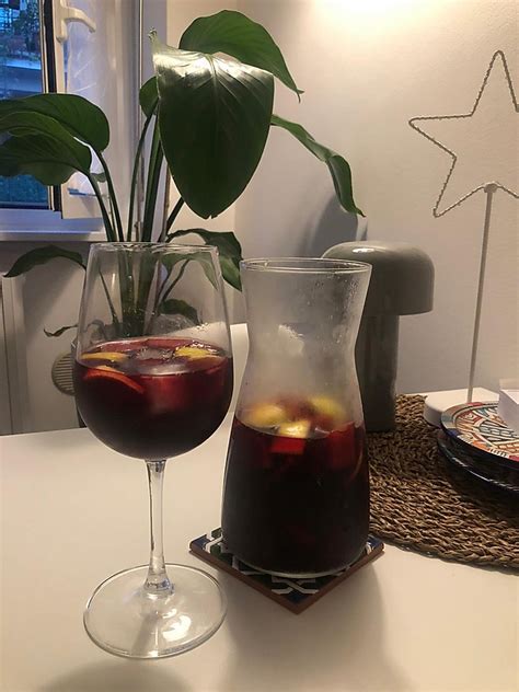 Ricetta spagnola della sangria fatta in casa spiegata passo passo con fotografie e procedimenti. Sangria spagnola: ecco la ricetta originale - Mivado