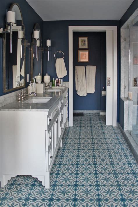 We have thousands of blue and white bathroom ideas for anyone to go with. 36 blue and white bathroom floor tile ideas and pictures