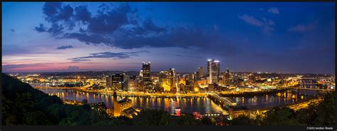 Pittsburgh Skyline At Night Admiring Light