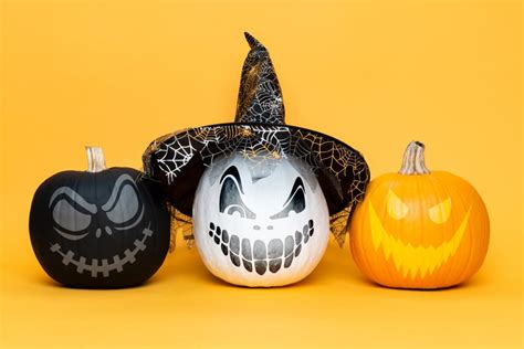 25 Pumpkin Decorating Ideas Fall Pumpkin Decor Youll Want To Try Out