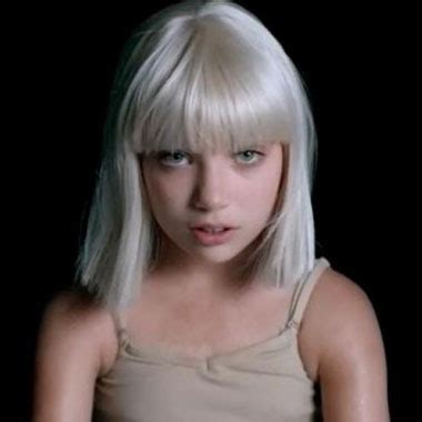 I'm the youth hey, i am the greatest; Sia lance son nouveau vidéoclip pour la chanson Big Girls ...