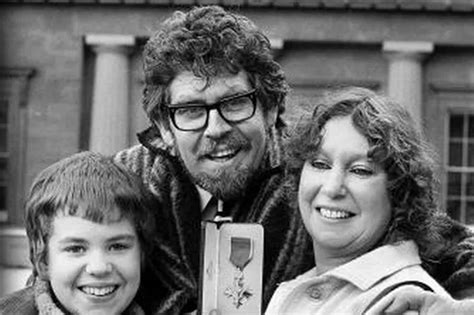 Rolf Harris Predatory Obsession With Young School Girl Was Revealed In