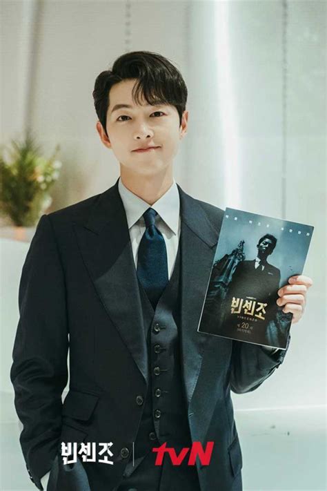 Song Joong Ki 송중기 Vincenzo Cassano Vincenzo Kdrama 빈센조 Filmes Atores Gatos