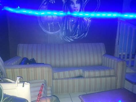 Oasis Hookah Lounge 24 Photos And 25 Reviews 510 Pine St North