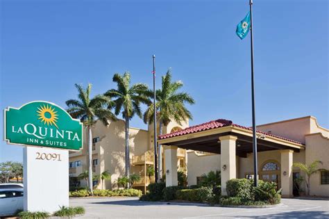 La Quinta Inn & Suites by Wyndham Ft. Myers-Sanibel Gateway, The Best ...