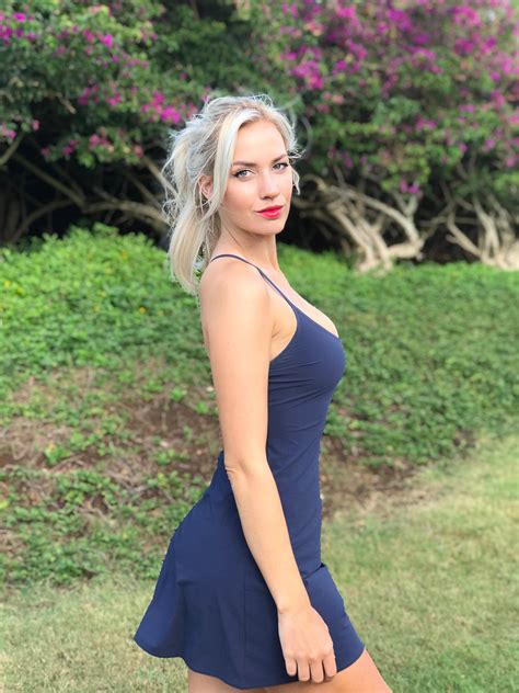 Paige Spiranac Gets Naked And Dives Into A Tub Of Golf Balls For The
