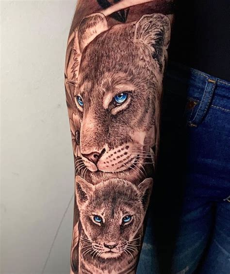 Awesome Lioness And Cub Tattoo Jeysancheztattoo 11 Kickass Things