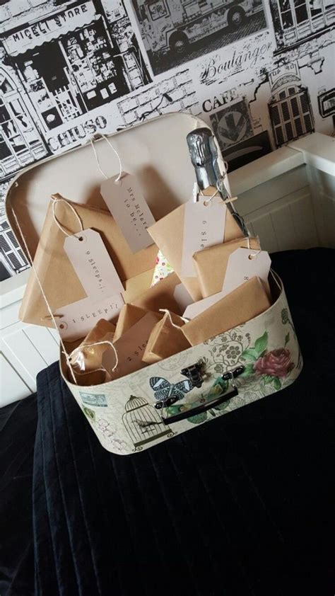 One really unique wedding entertainment idea is to hire a palm reader to wander. Wedding Advent Calendar Poem / 560 Diy Gifts For Brides ...