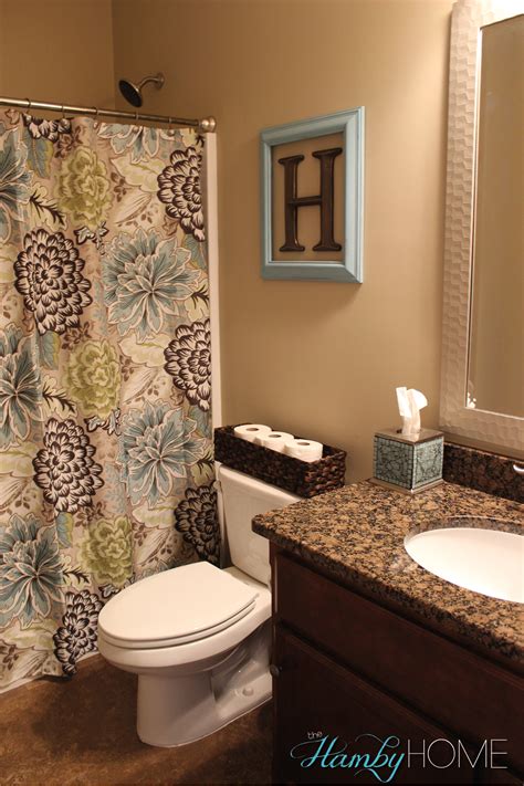 3 apartment bathroom decorating ideas. TGIF House Tour - Guest Bathroom - The Hamby Home