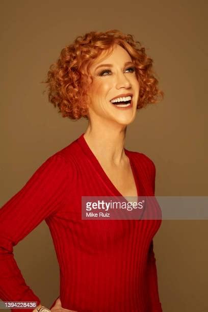 comedien kathy griffin photos and premium high res pictures getty images