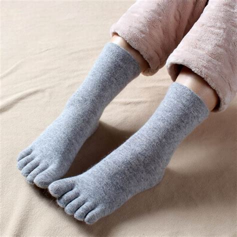 Autumn And Winter Womens Girls Warm Soft Pure Color Wool Five Finger Toe Socks Women Cotton