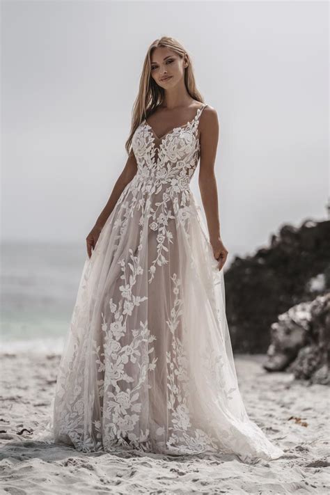 Allure Bridals 9904w Wedding Dresses And Bridal Boutique Toronto Amanda Linas