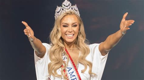 Mrs World 2022 Mrs America Shaylyn Ford Takes The Crown