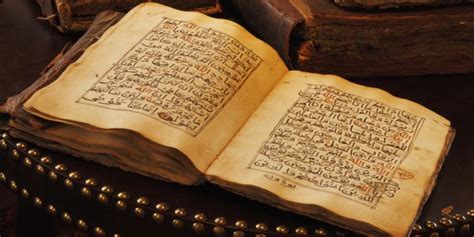 Seperti yang telah diketahui bahwa al qur'an merupakan referensi utama yang memuat pedoman dasar bagi umat manusia. 4 Sumber Hukum Islam | Al Quran, Hadis, dan Ijtihad ...
