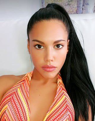 Apolonia Lapiedra Age Height Net Worth Onlyfans Biography Wiki
