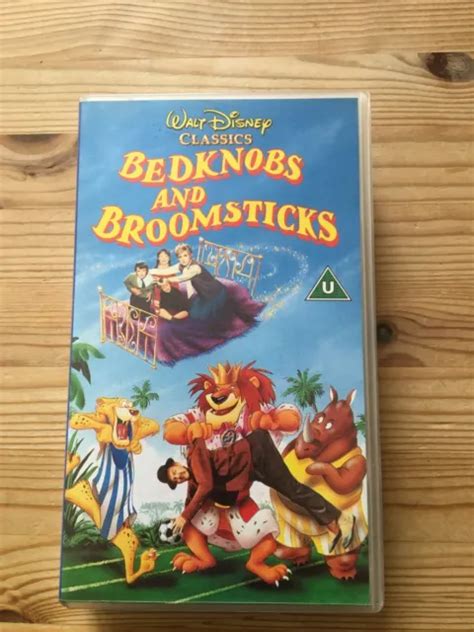 GENUINE VINTAGE ORIGINAL Walt Disney Classics Bedknobs And Broomsticks