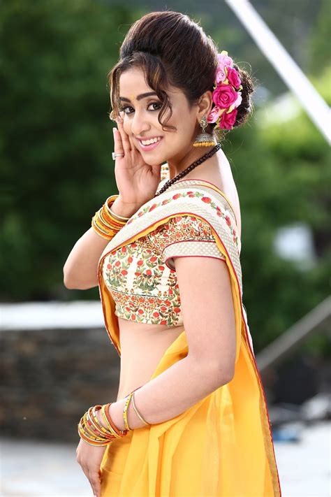 beauty galore hd cute musskan sethi in indian half saree beautiful ethnic look
