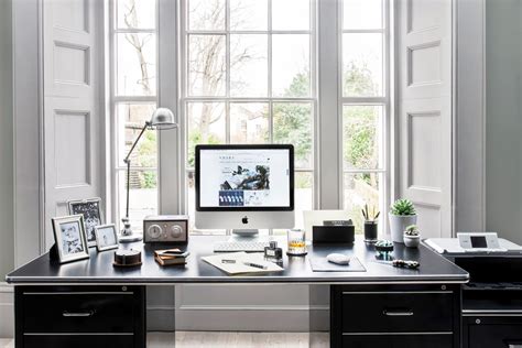 Whether you have a dedicated room or are working from the corner of your living room you will find some inspiration here. Expert Advice: Home Office Design Tips from Interior Designers