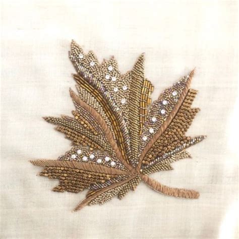Maple Leaf Gold Zari Applique, Leaf motif Dress Patch, Christmas Supply ...