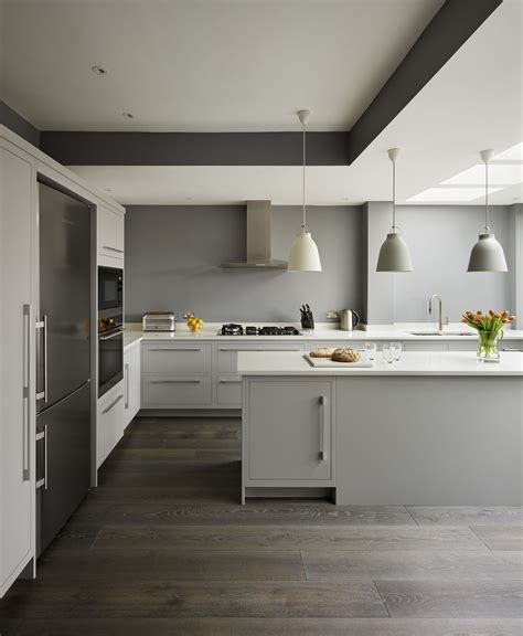 10 Modern White Kitchen Grey Floor Decoomo