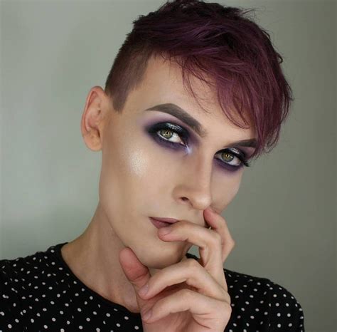 A Viral Disney Makeup Tutorial Put This Mua On The Map Now Hes A Full