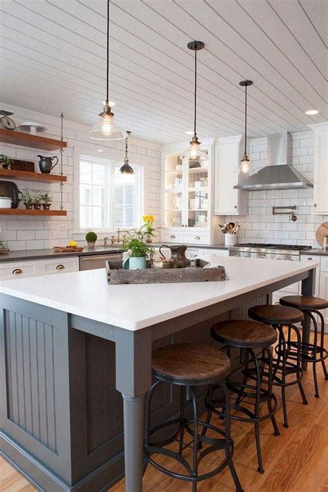 Ways to Style Gray Kitchen Cabinets | White farmhouse kitchens, House