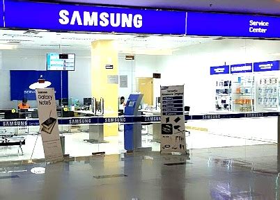 We know the pain of finding authorized samsung service centers and thus we have narrowed down ever updating list of all the centers which are officially certified by samsung. INILAH DAFTAR ALAMAT SAMSUNG SERVICE CENTER DI SELURUH ...