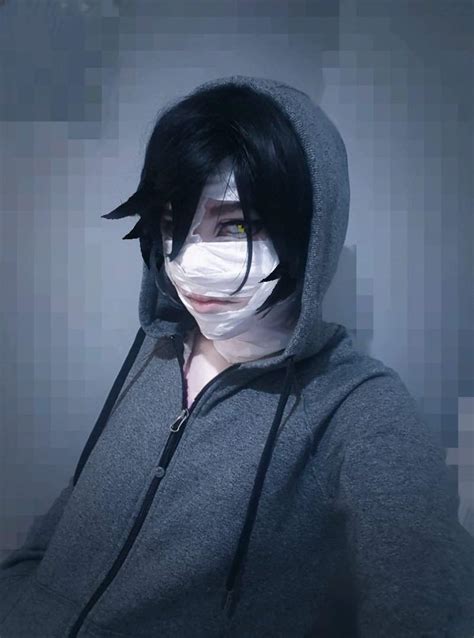 Soon, rachel asked zack about the story behind his burns, to which he answered that when he was born, his father burned him alive, but he was resilient at that moment. Zack cosplay | Angels of Death🌬 Amino
