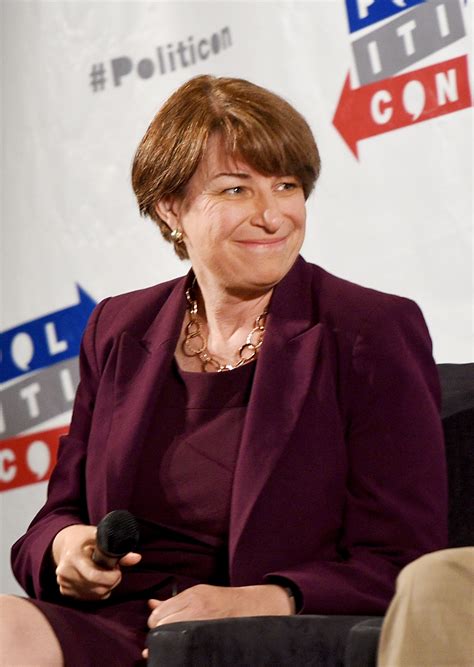 amy klobuchar 2020 5 fast facts you need to know