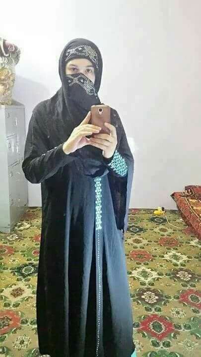Pin By Live Mail On Hijab In 2020 Niqab Hijab Fashion