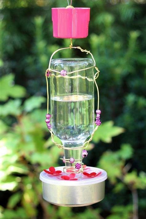 Sandwich box or a container deli meat came in, 5. 25+ Creative How to Make a Homemade Butterfly Feeder #diy #diycrafts #diyhomedecor | Humming ...