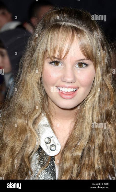 Debby Ryan Jonas Brothers The 3d Concert Experience World Premiere