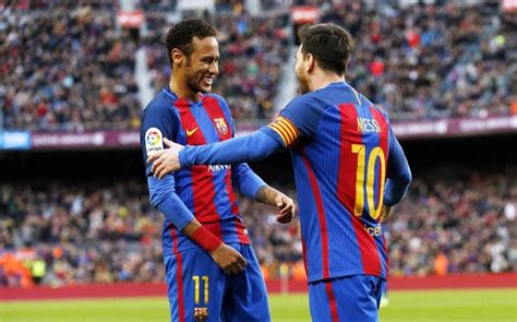 lionel messi begged neymar to come back after barcelona s 4 0 defeat to liverpool reports