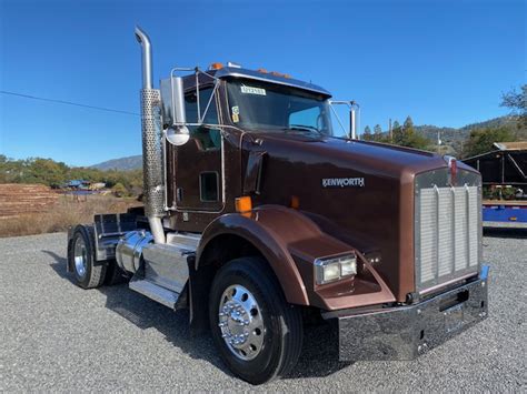 2016 Kenworth T800 Single Axle For Sale With Full Lockers
