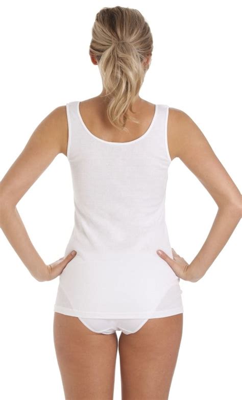 ladies 100 cotton sleeveless vest in white sleeveless vest lady sleeveless