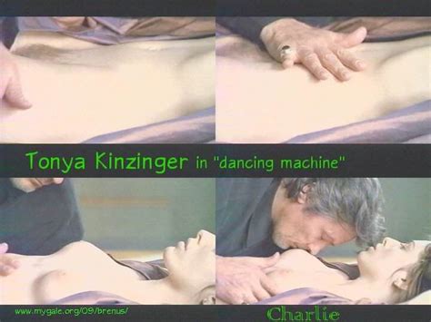 Tonya Kinzinger Nue Dans Dancing Machine