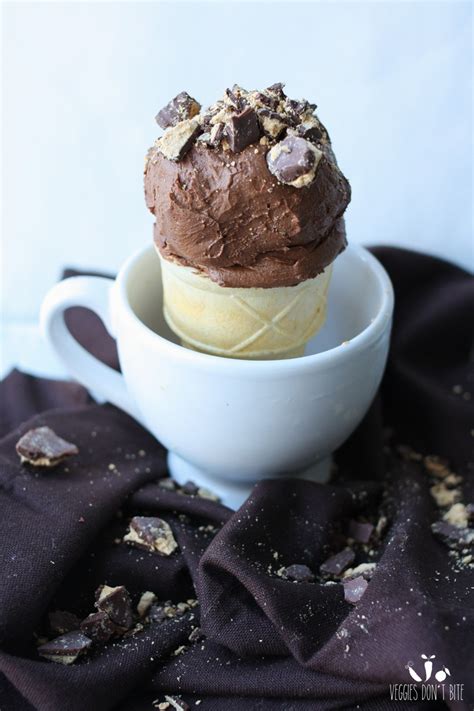 Divide the mousse between small dessert bowls, cups or paper cases. Vegan Chocolate Mousse Peanut Butter Cup Ice Cream