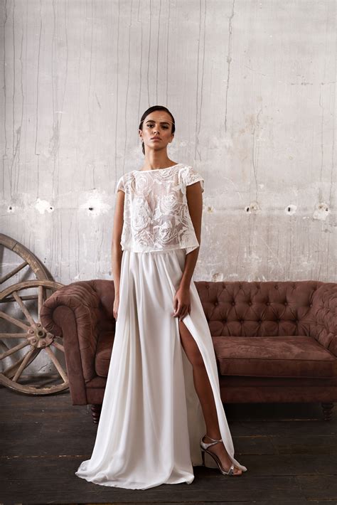 Pin Auf Kiligdress Brautkleider Moderne Hochzeitskleider Boho