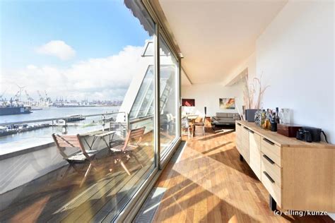 1 doppelbett (1,60m) und 1 schlafsofa (1,35m). Ferienwohnung Hamburg Hafenblick (Deutschland Hamburg ...