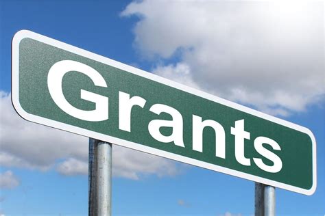 Grants Free Of Charge Creative Commons Green Highway Sign Image