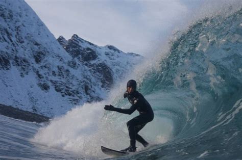 Arctic Surfing 8 Pics