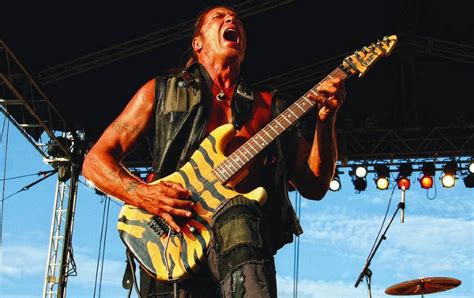 George Lynch On New Lynch Mob Re-imagined CD of Wicked ...