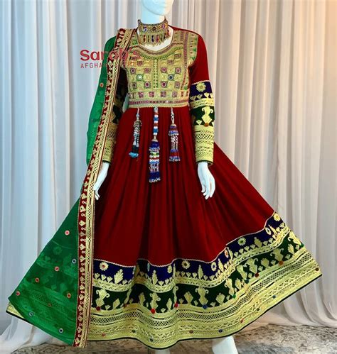 Afghan Velvet Kuchi Dress In 2021 Afghan Clothes Sarahs Afghan