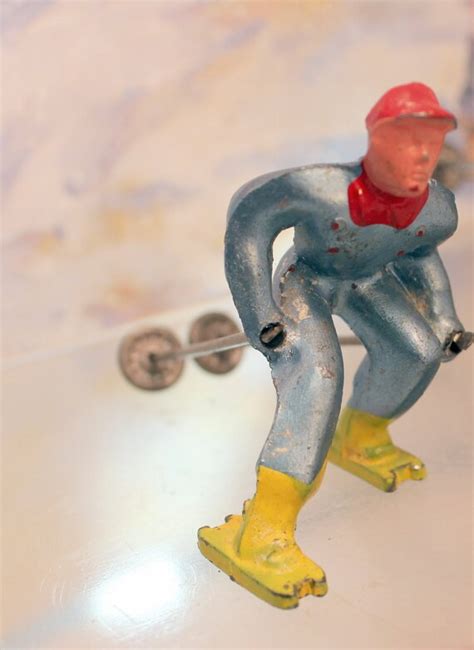 2 Barclay Lead Skier Toy Figurines 1940s Miniature