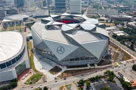 We recommend booking mercedes benz stadium tours ahead of time to secure your spot. International Football: Mercedes-benz stadium (usa) 71,100 ...
