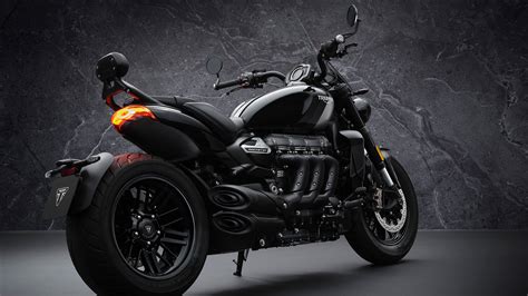 New 2022 Triumph Rocket 3 Gt Triple Black Motorcycles In Indianapolis