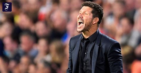 Check spelling or type a new query. Atlético Madrid verkürzt Vertrag mit Trainer Diego Simeone