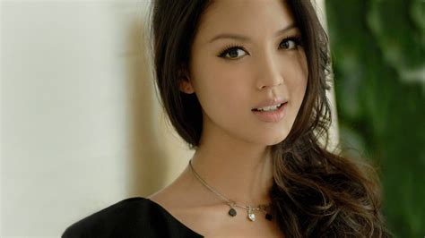 Обои азиатка чжан цзылинь красотка Zhang Zilin девушка на рабочий стол